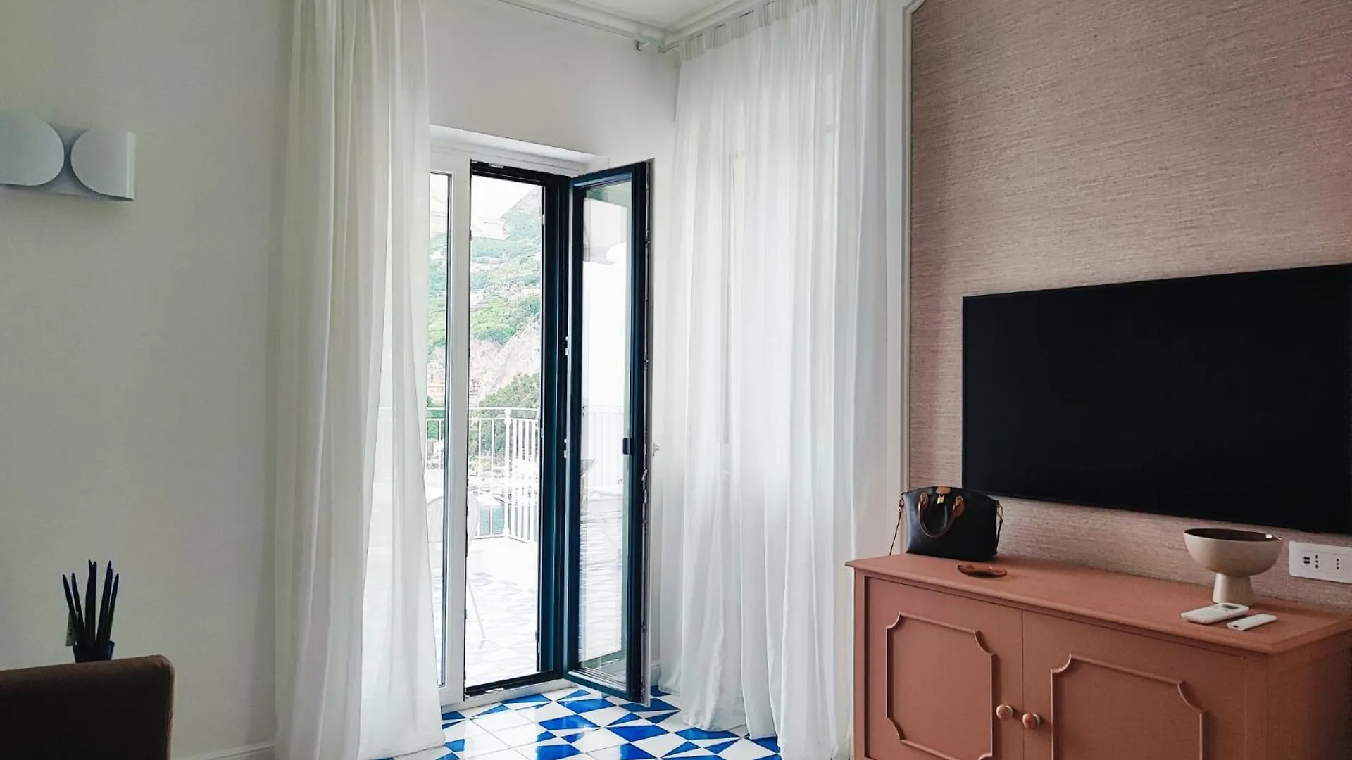 Amalfully Boutique Apartment - A Seaview Gem Amalfi 0*,  Italy